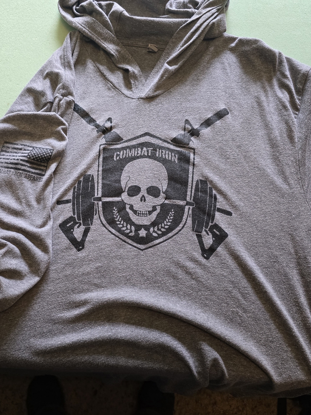 Combat Iron Skull Graphic Hooded Tee - Gray